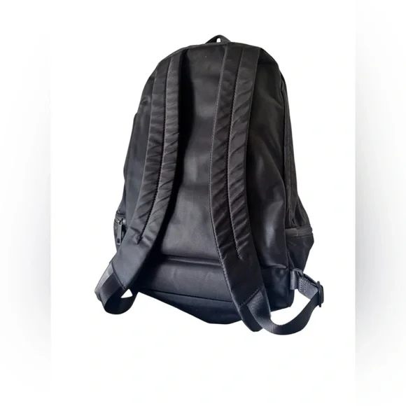 Lululemon City Adventurer Backpack - Picture 7 of 16